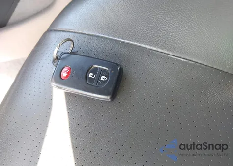 2010 Toyota Prius V z USA, uszkodzony, nr VIN JTDKN3DU9A1101557